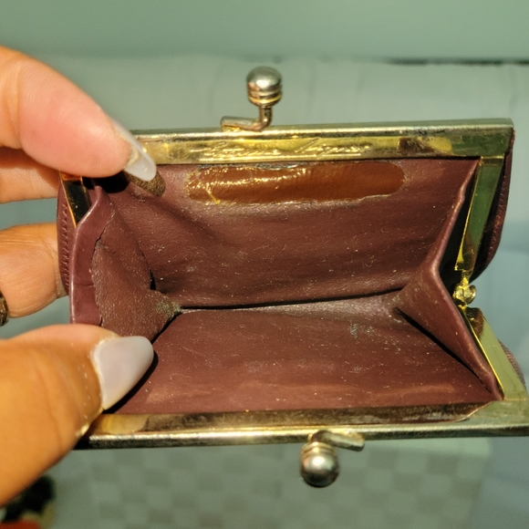 Etienne Aigner Vintage Burgundy Authentic Coin Purse - Picture 7 of 12